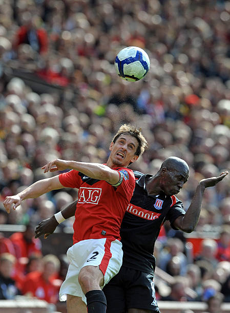 防守上显得 防守上显得